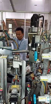 來灣際,弄個(gè)高大上的設(shè)備客廳